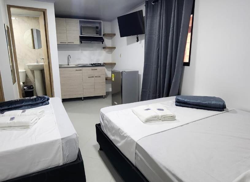 Hotel Medellin Calasanz Екстер'єр фото
