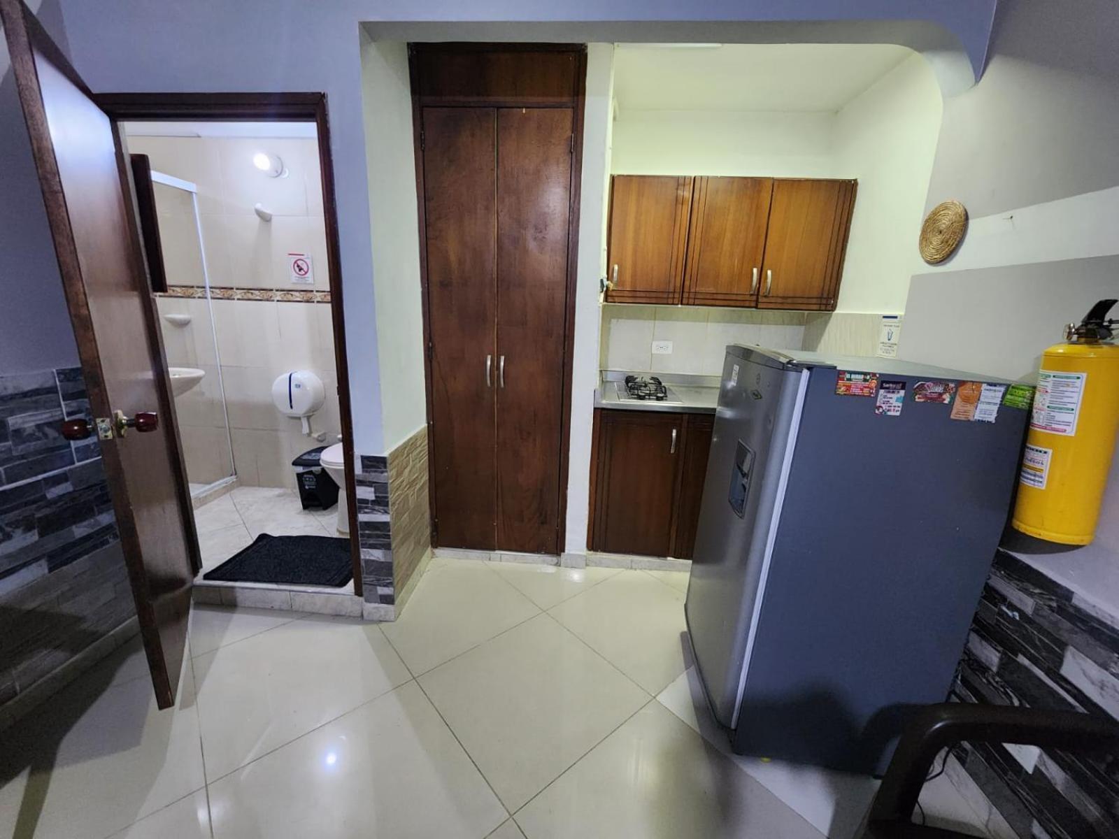 Hotel Medellin Calasanz Екстер'єр фото