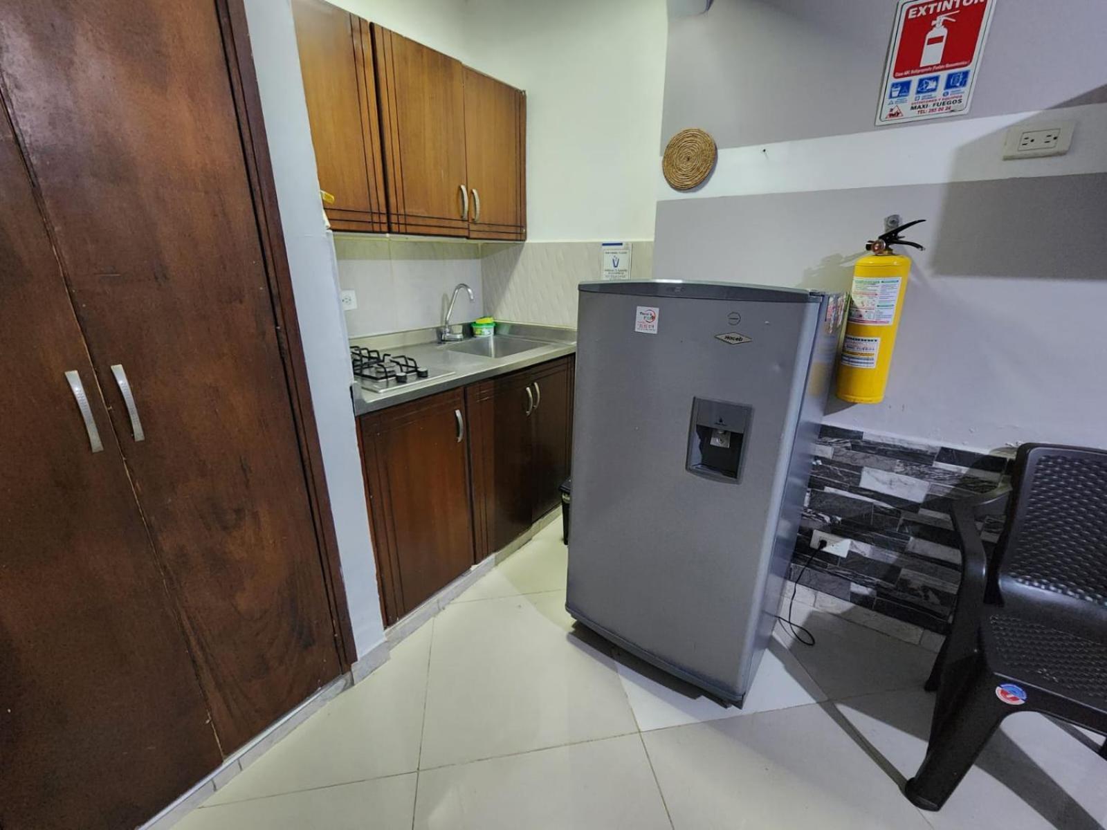 Hotel Medellin Calasanz Екстер'єр фото