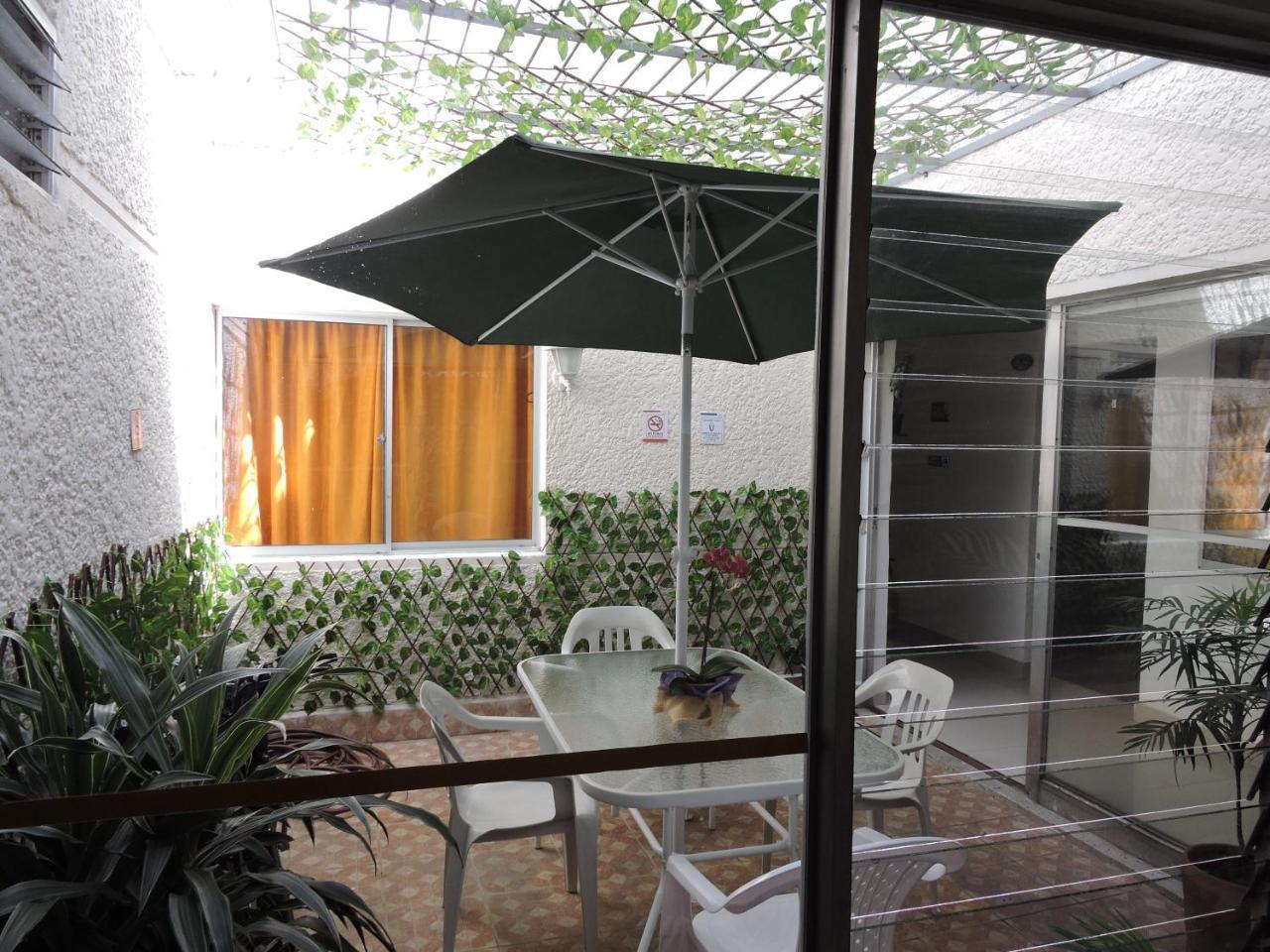 Hotel Medellin Calasanz Екстер'єр фото