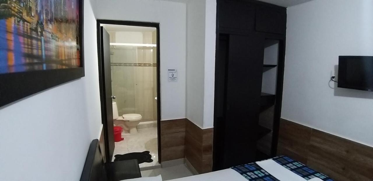 Hotel Medellin Calasanz Екстер'єр фото